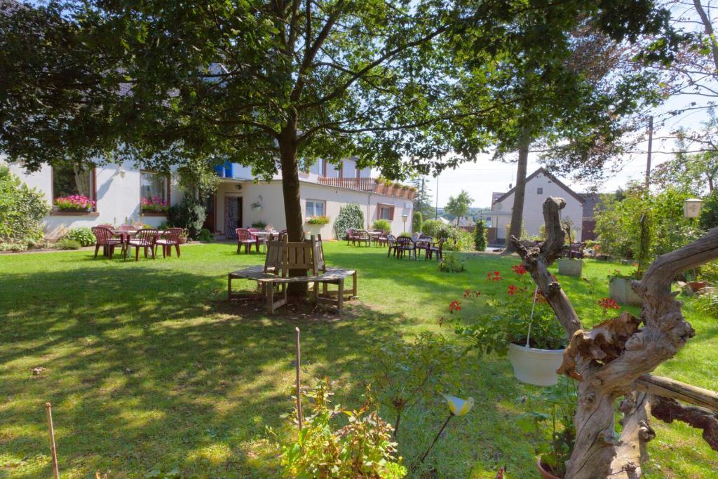 Hotel-Restaurant Birgeler Hof Exterior photo
